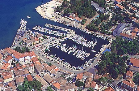 Marina Novigrad port